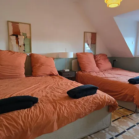 Modern Flat 20mins Messe 25mins Neumarkt Apartament *