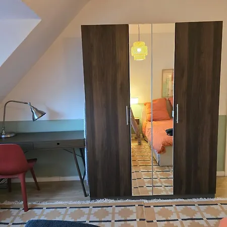 Modern Flat 20mins Messe 25mins Neumarkt Köln